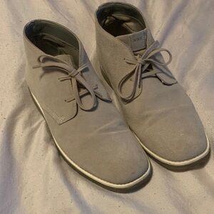 Andrew Marc – Harman Gray Suede and Leather Chukka Boot